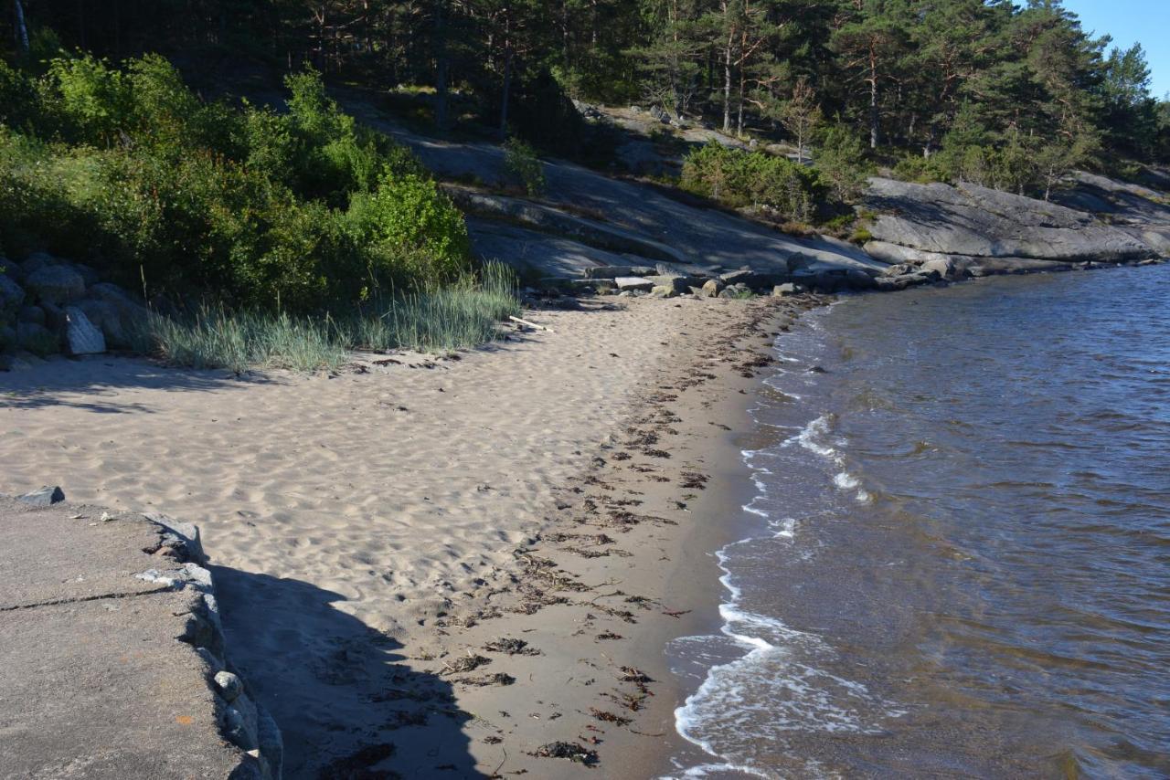 Hallestrand Vandrarhem Strömstad Exteriör bild